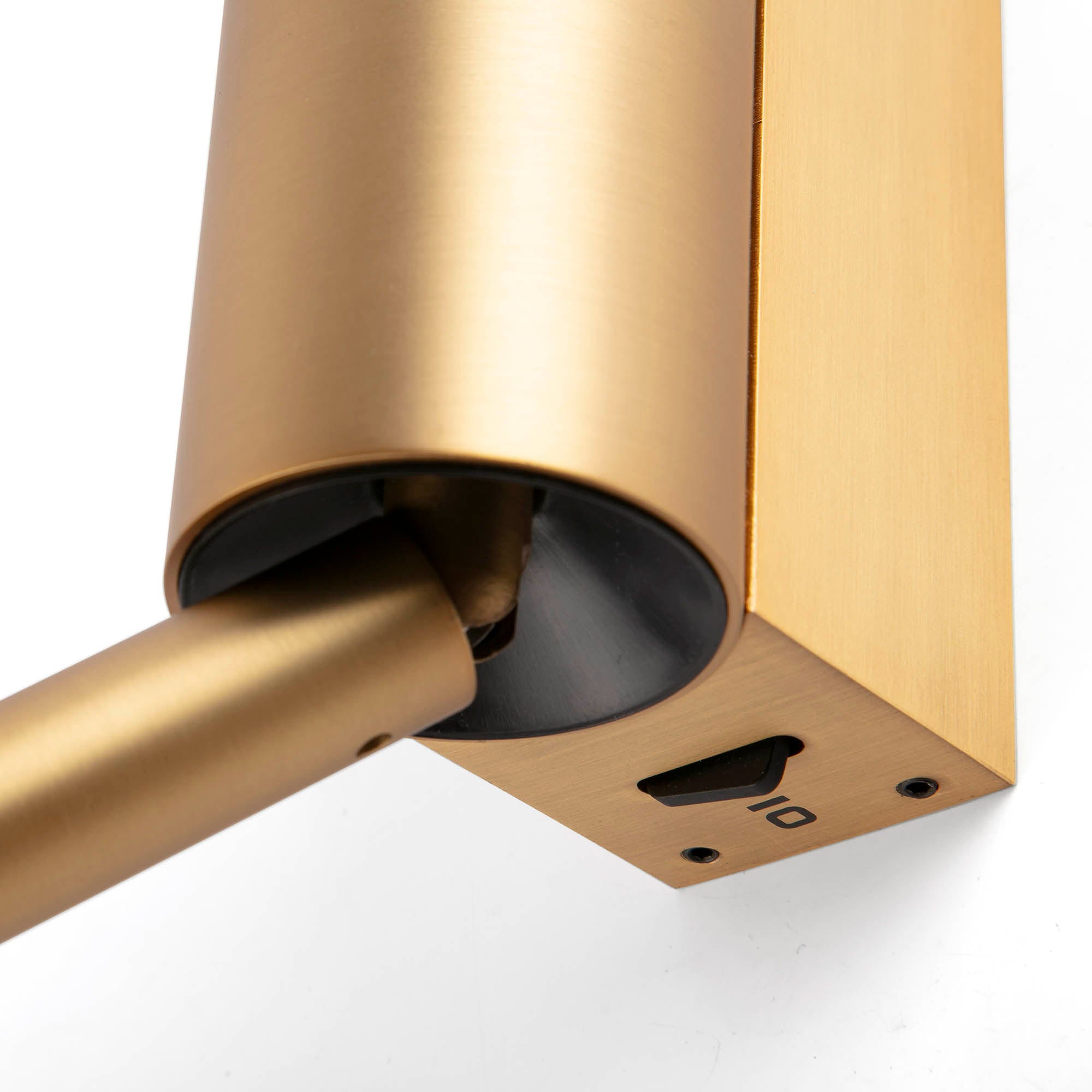 Stenska svetilka Faro Dante LED