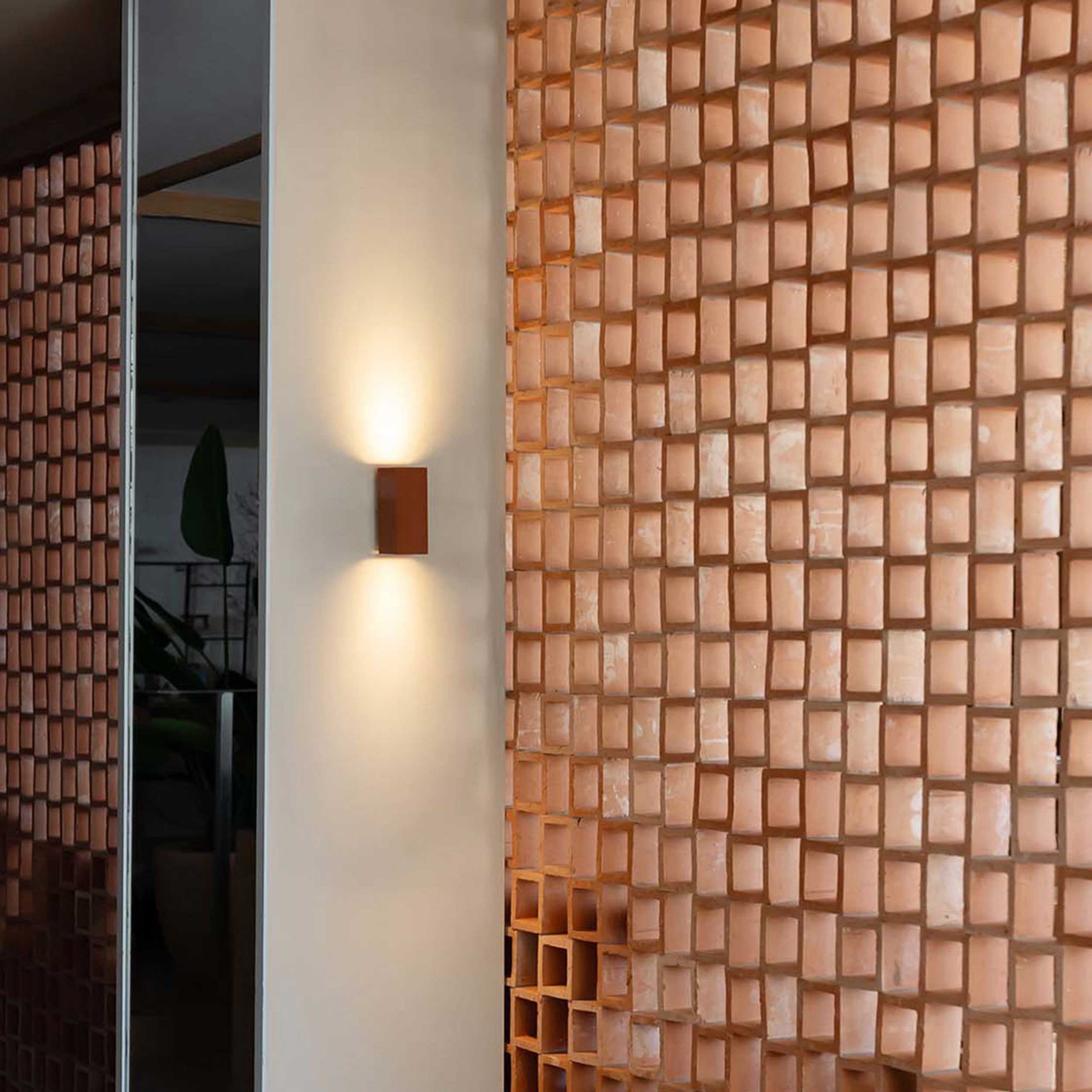 Stenska svetilka Faro Lune GU10 LED