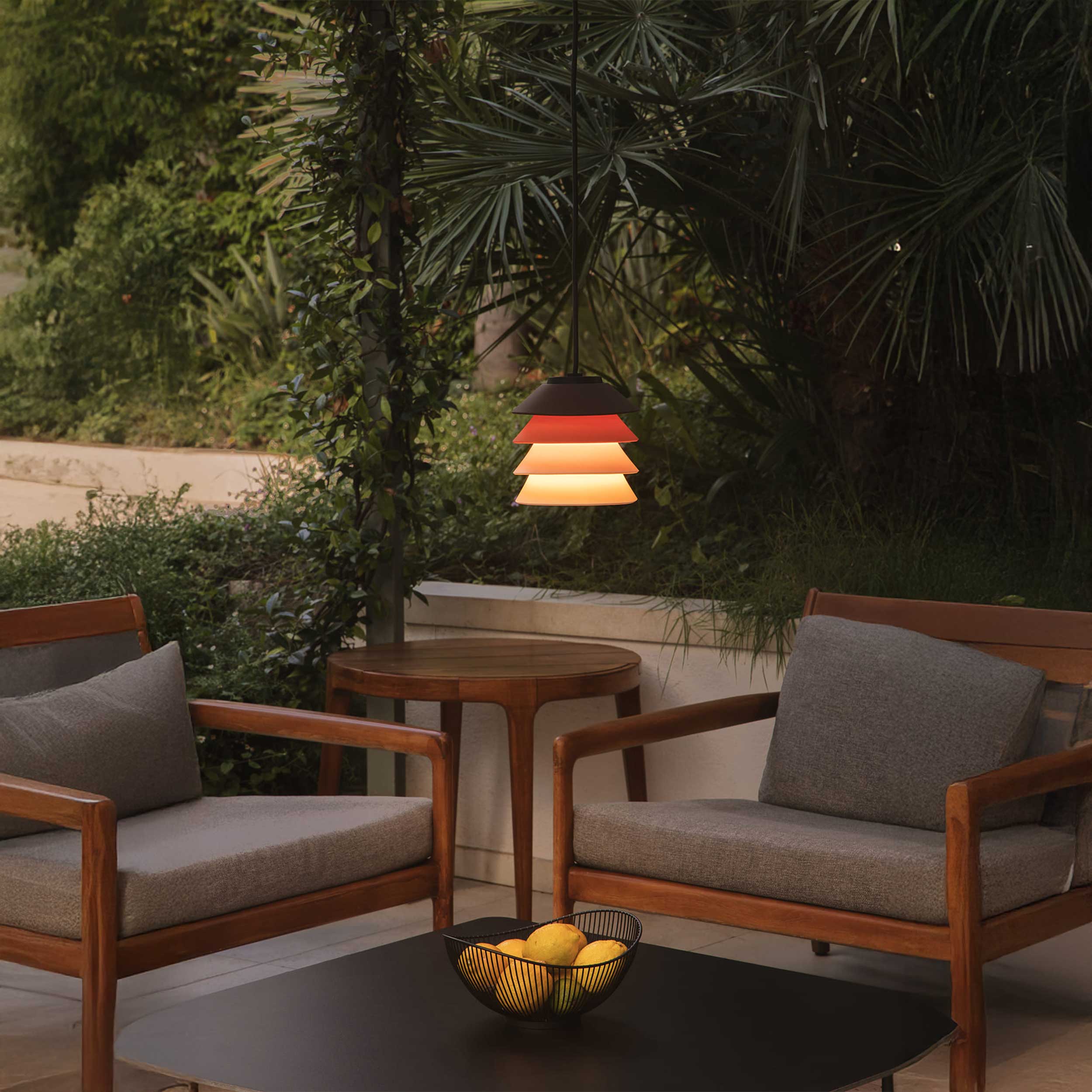 Faro Toba E27 viseča zunanja svetilka IP65