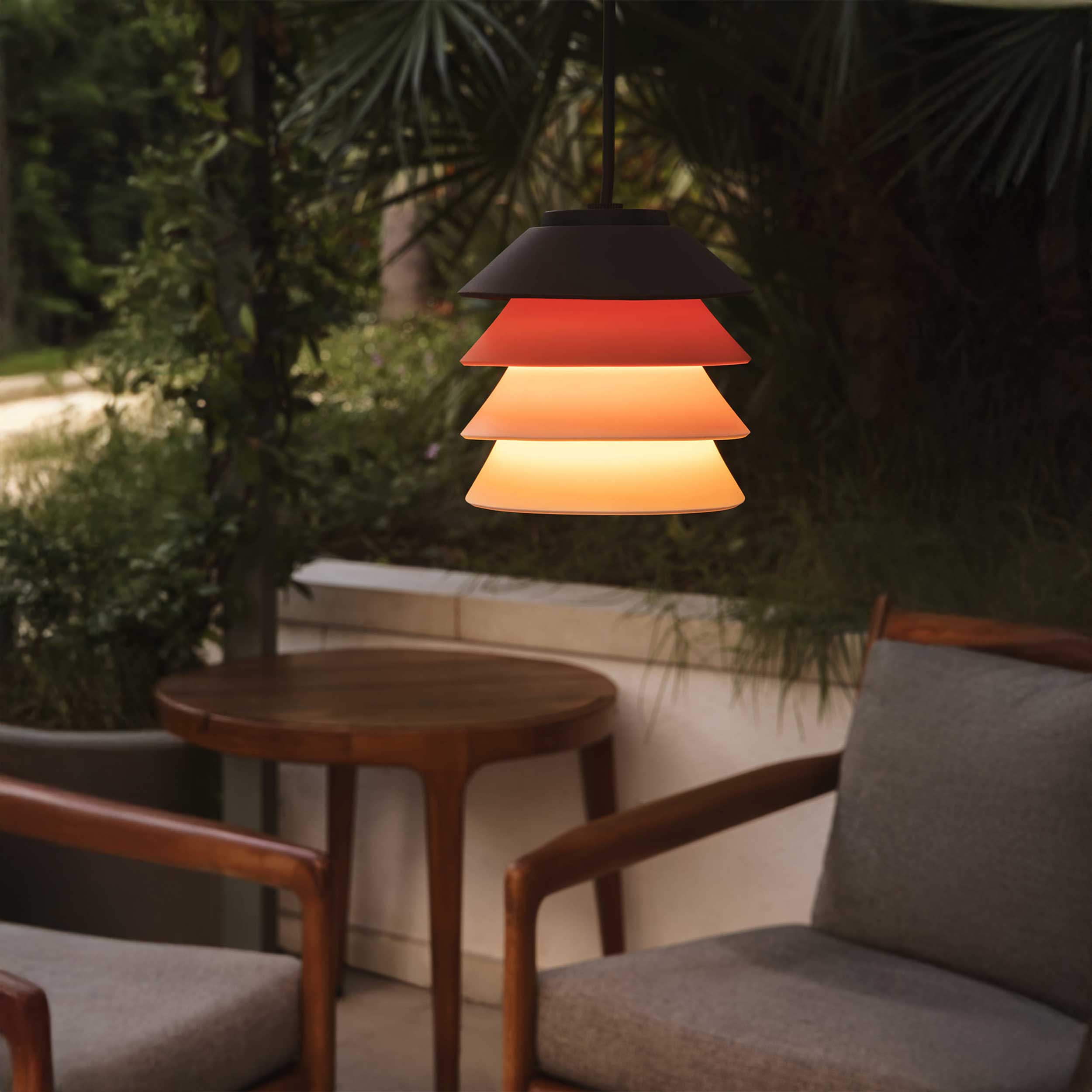 Faro Toba E27 viseča zunanja svetilka IP65