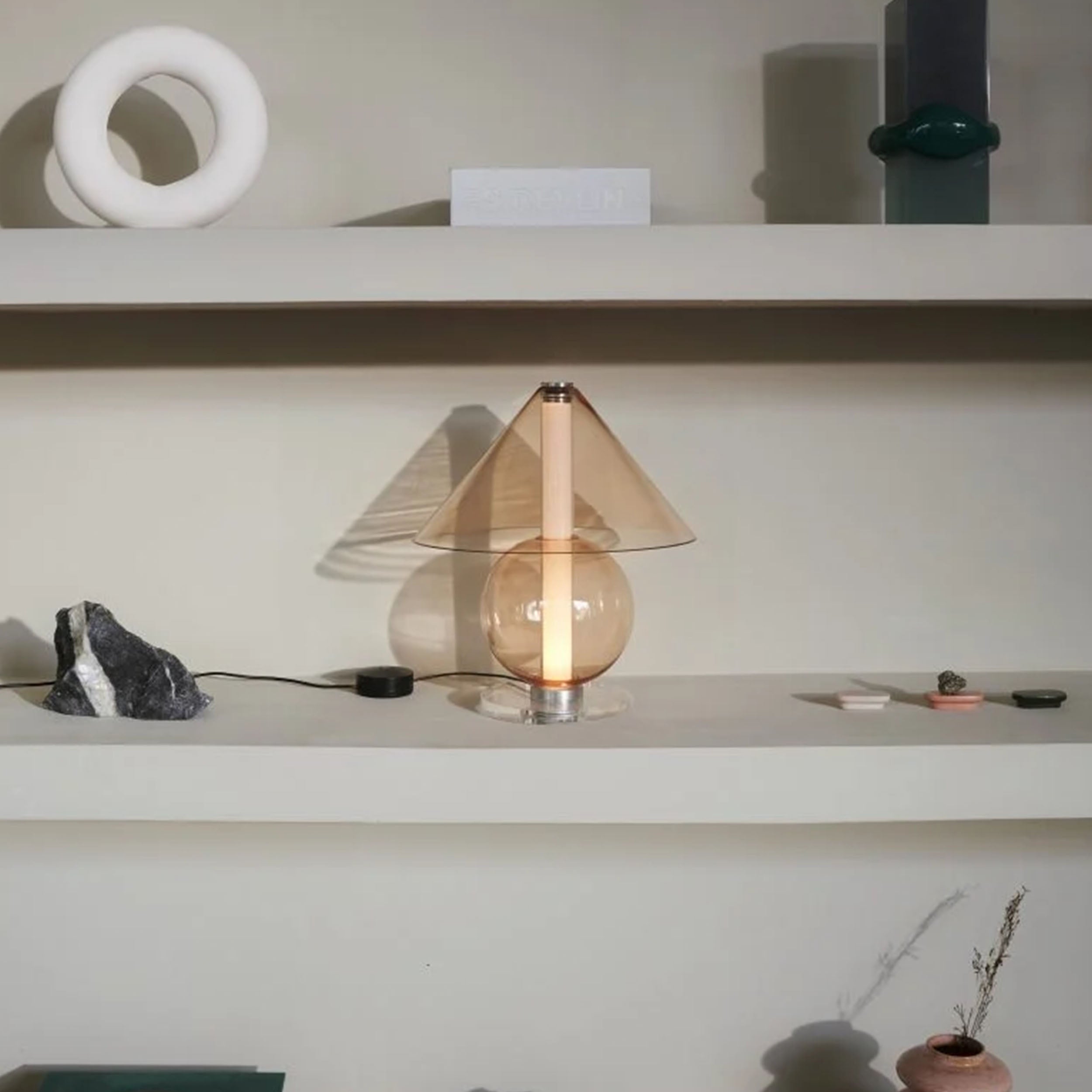 Namizna svetilka Marset Fragile LED