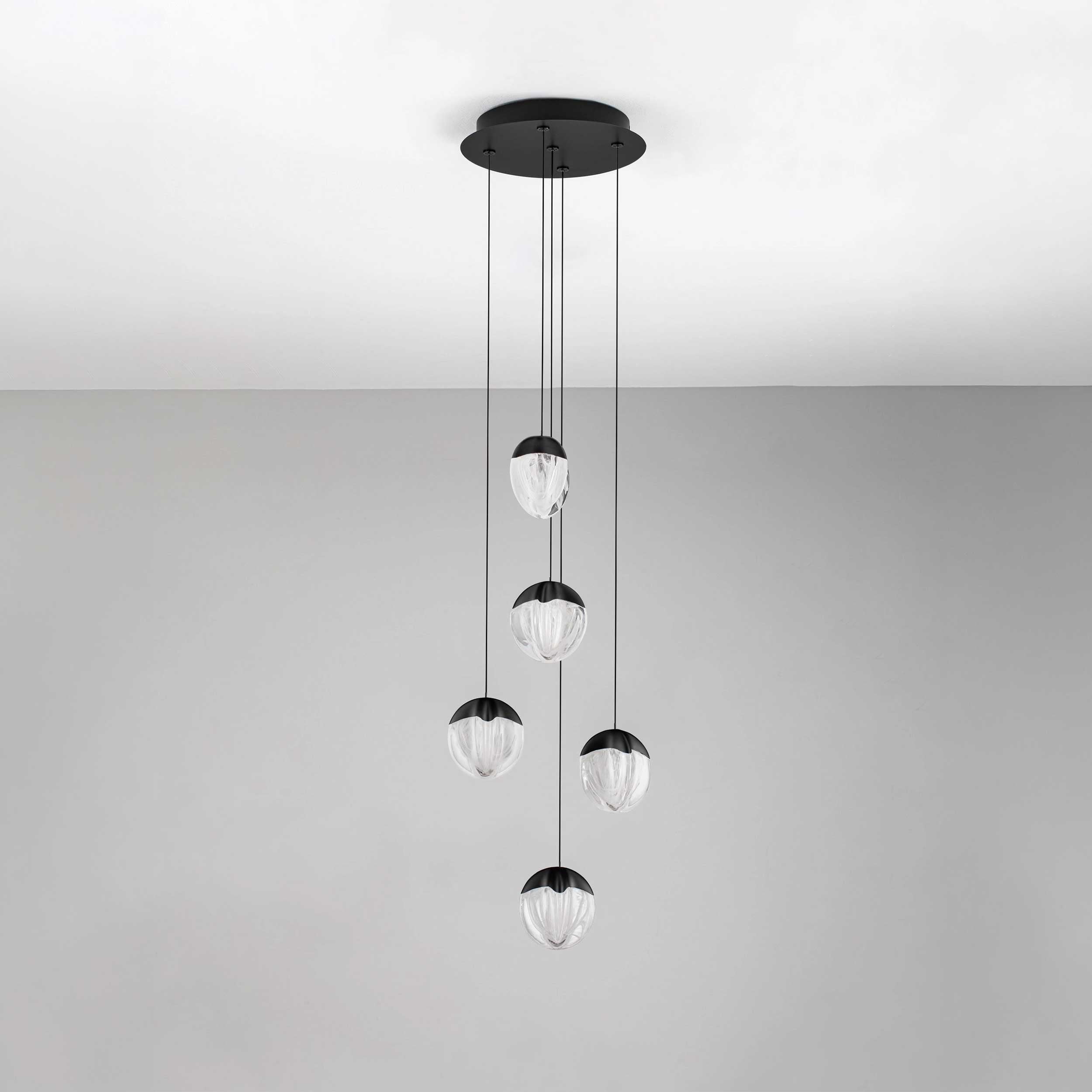 Nova Luce LED-visoka svetilka Alicia