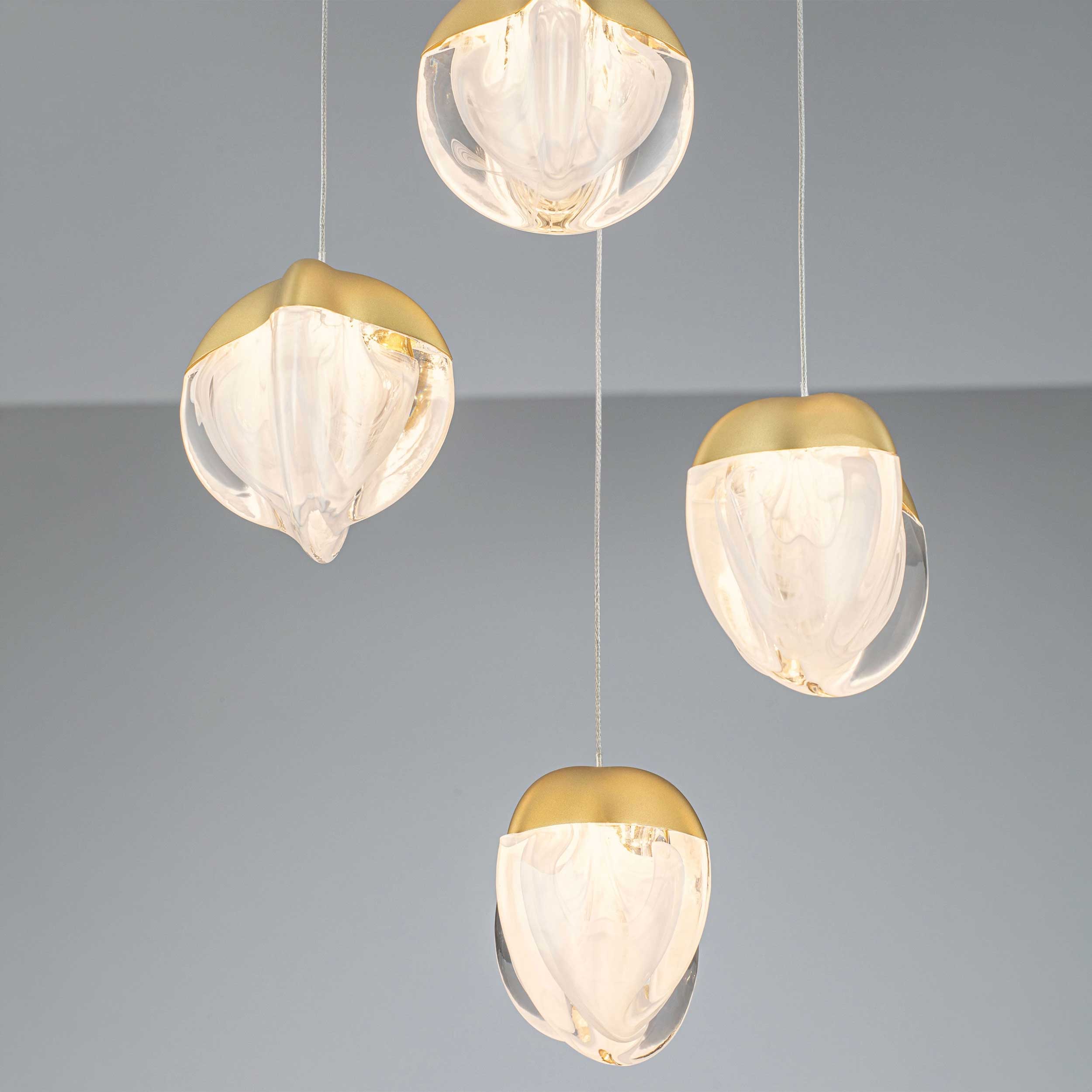 Nova Luce LED-visoka svetilka Alicia