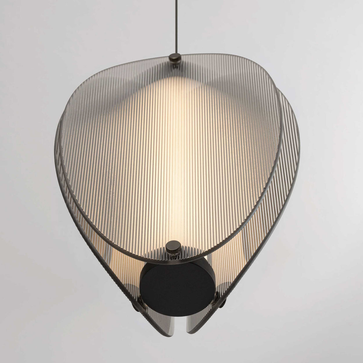 Nova Luce Noir LED viseča svetilka