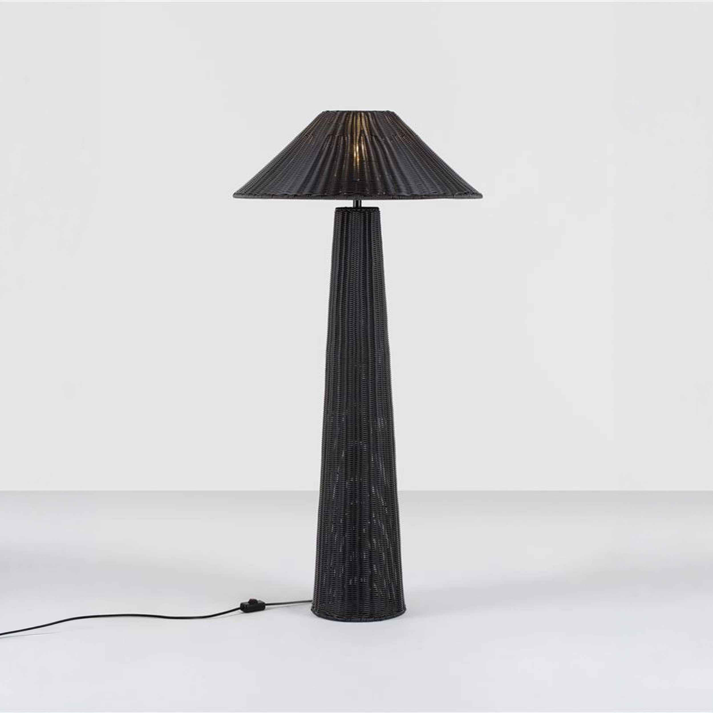 Nova Luce Plom E27 stoječa svetilka