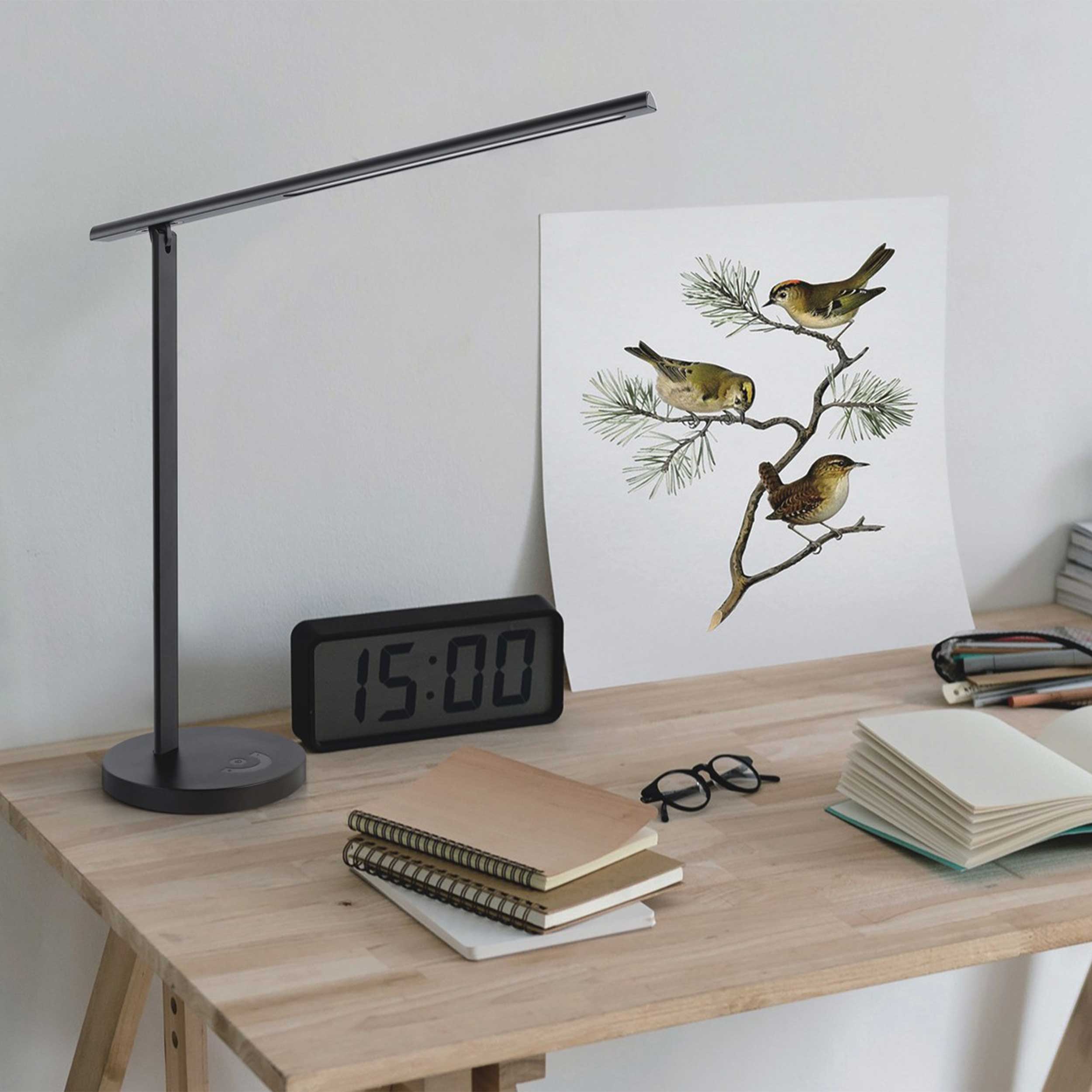VK Light Nia LED Linear namizna svetilka z možnostjo zatemnitve 3CCT