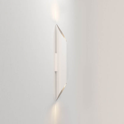 Astro Ako 600 LED nástěnné svítidlo stříbrné