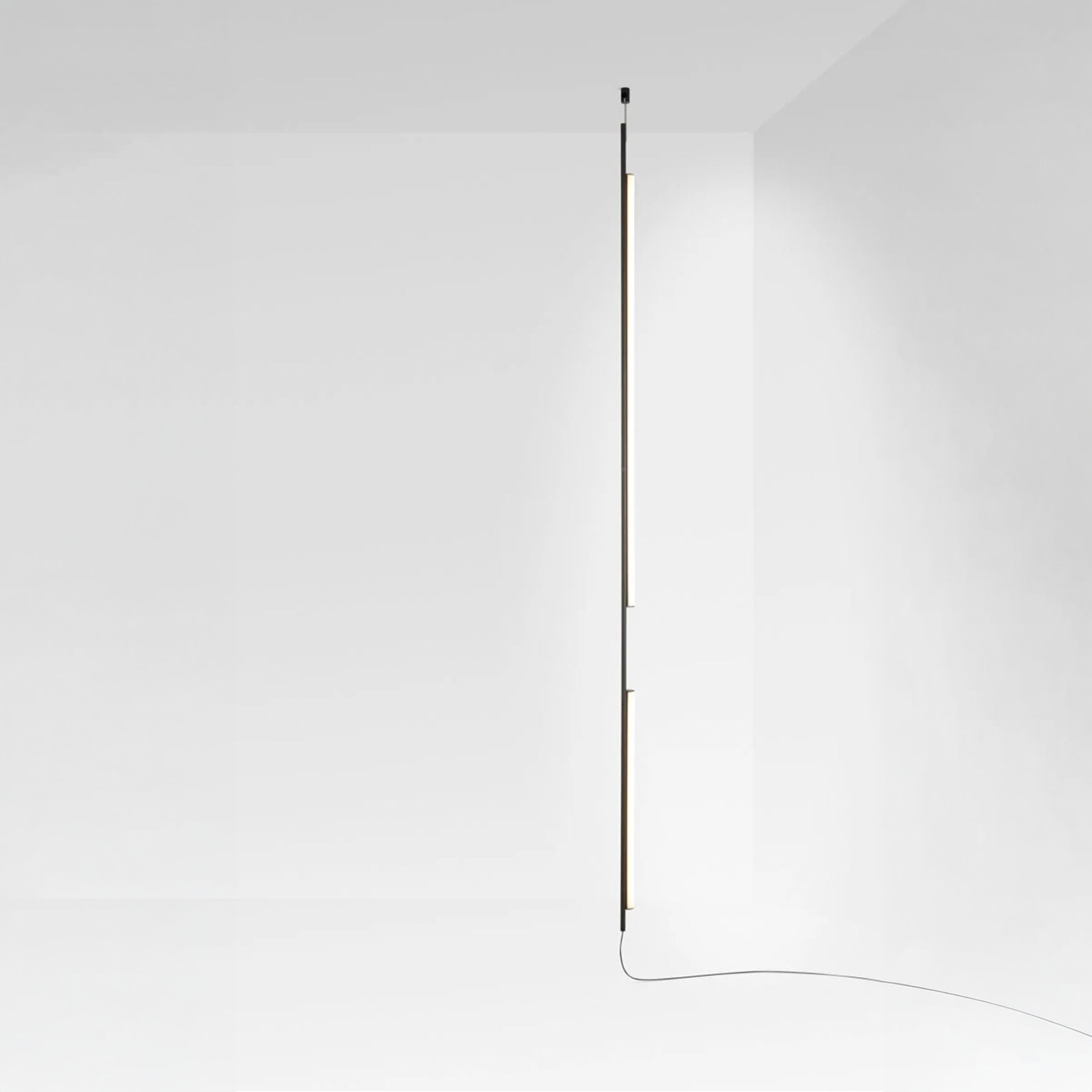 Marset Ambrosia V2 LED viseča vertikalna svetilka