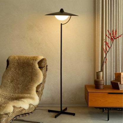 DCW éditions Biny LED talna svetilka