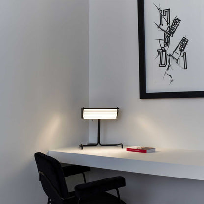 Namizna svetilka DCW éditions Biny LED