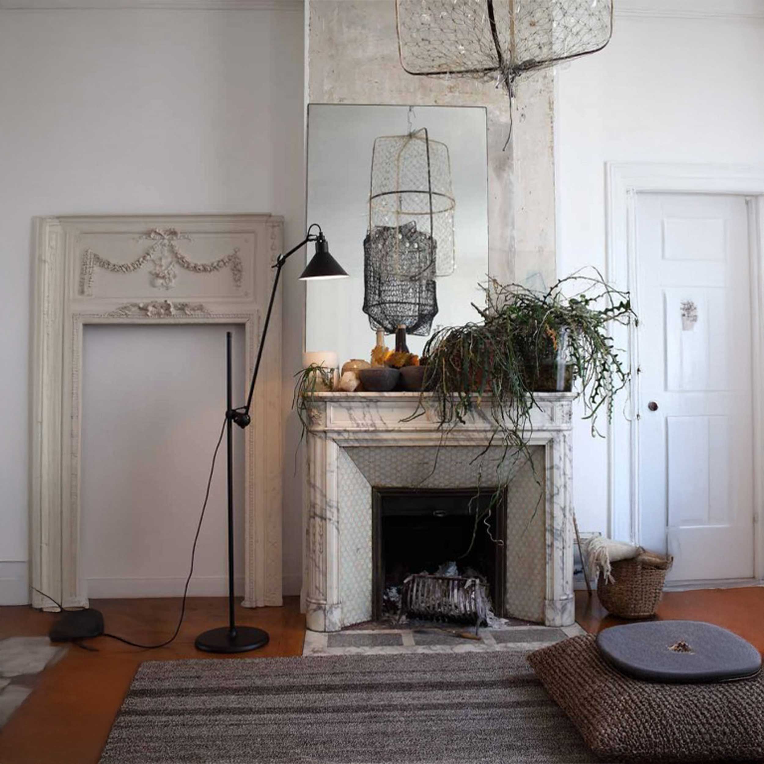 DCW éditions Lampe Gras N°215 E14 talna svetilka