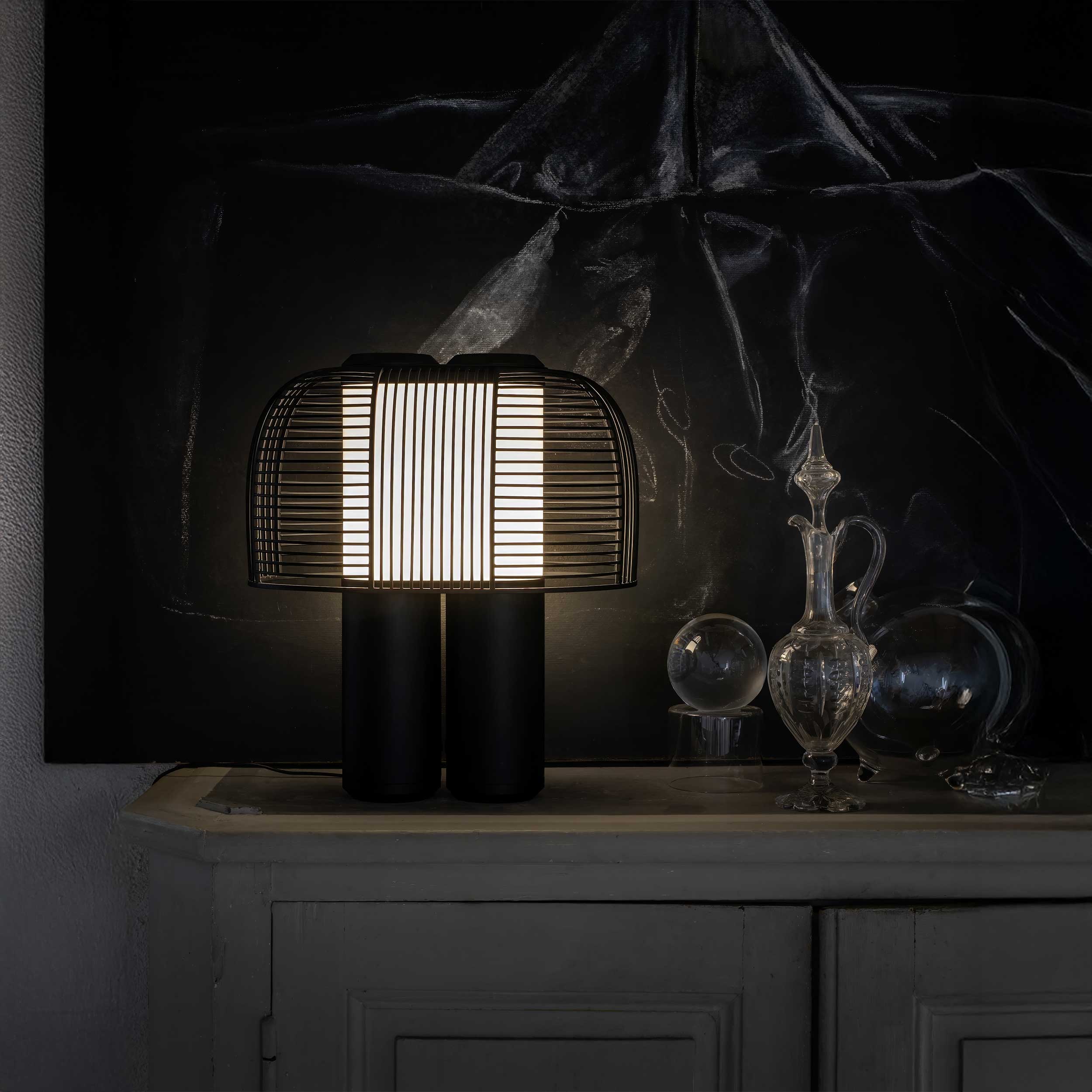 DCW éditions Yasuke LED namizna svetilka