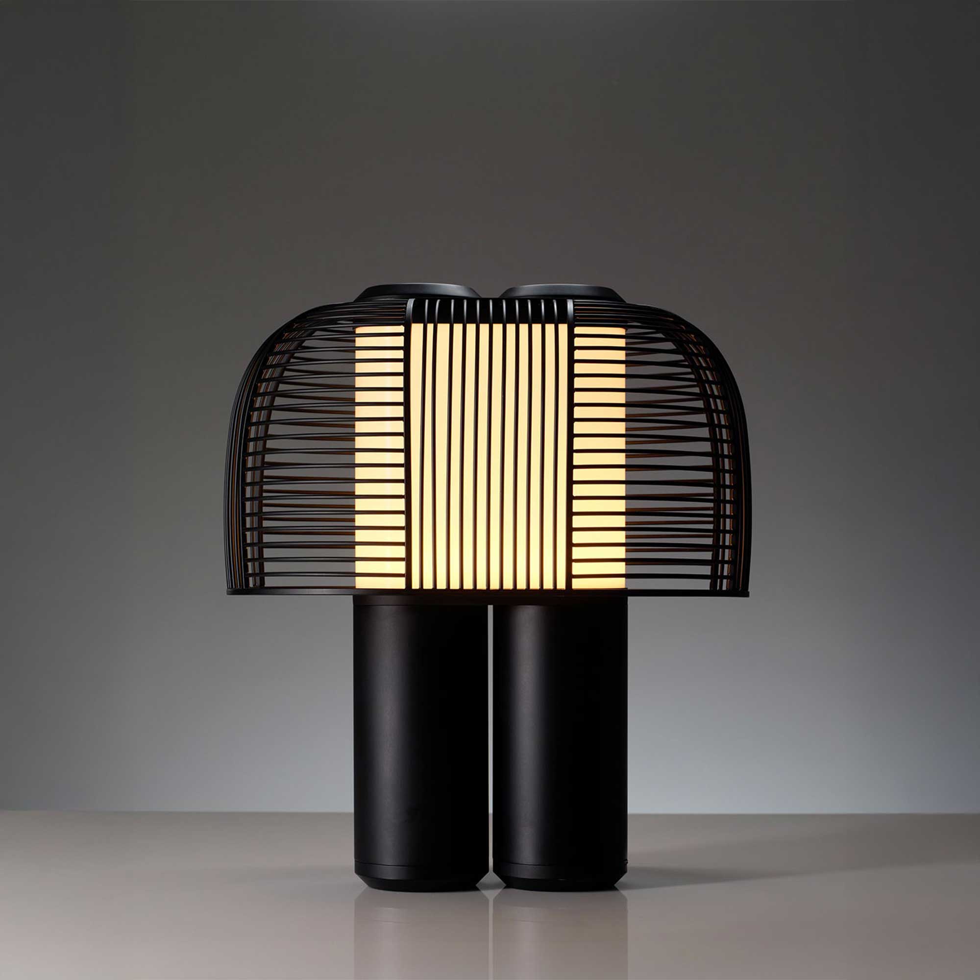 DCW éditions Yasuke LED namizna svetilka