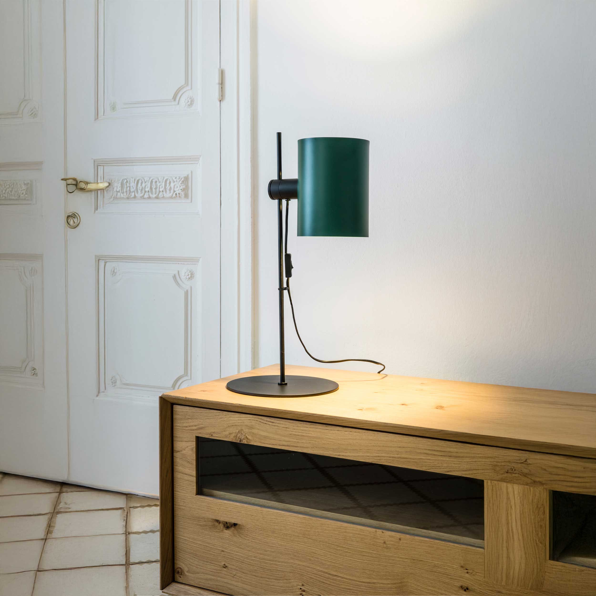 Namizna svetilka Faro Guadalupe E27