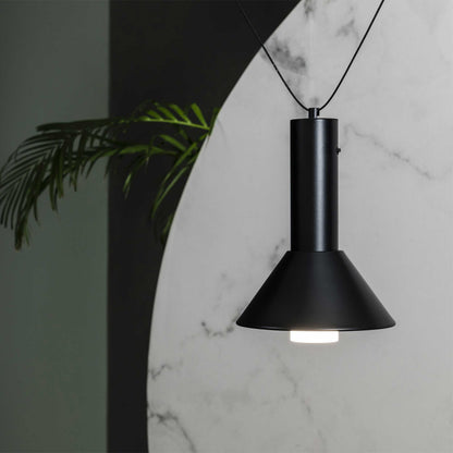 Namizna svetilka Faro Cata LED