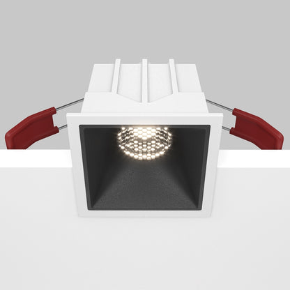 Maytoni downlight Alfa LED 10W 36° vgradna kvadratna svetilka, črna