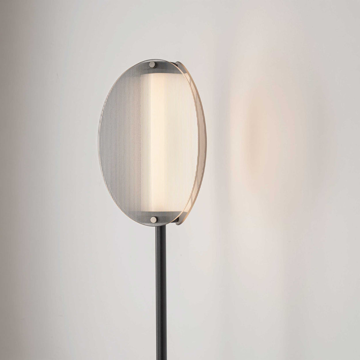 Nova Luce Noir LED stoječa svetilka