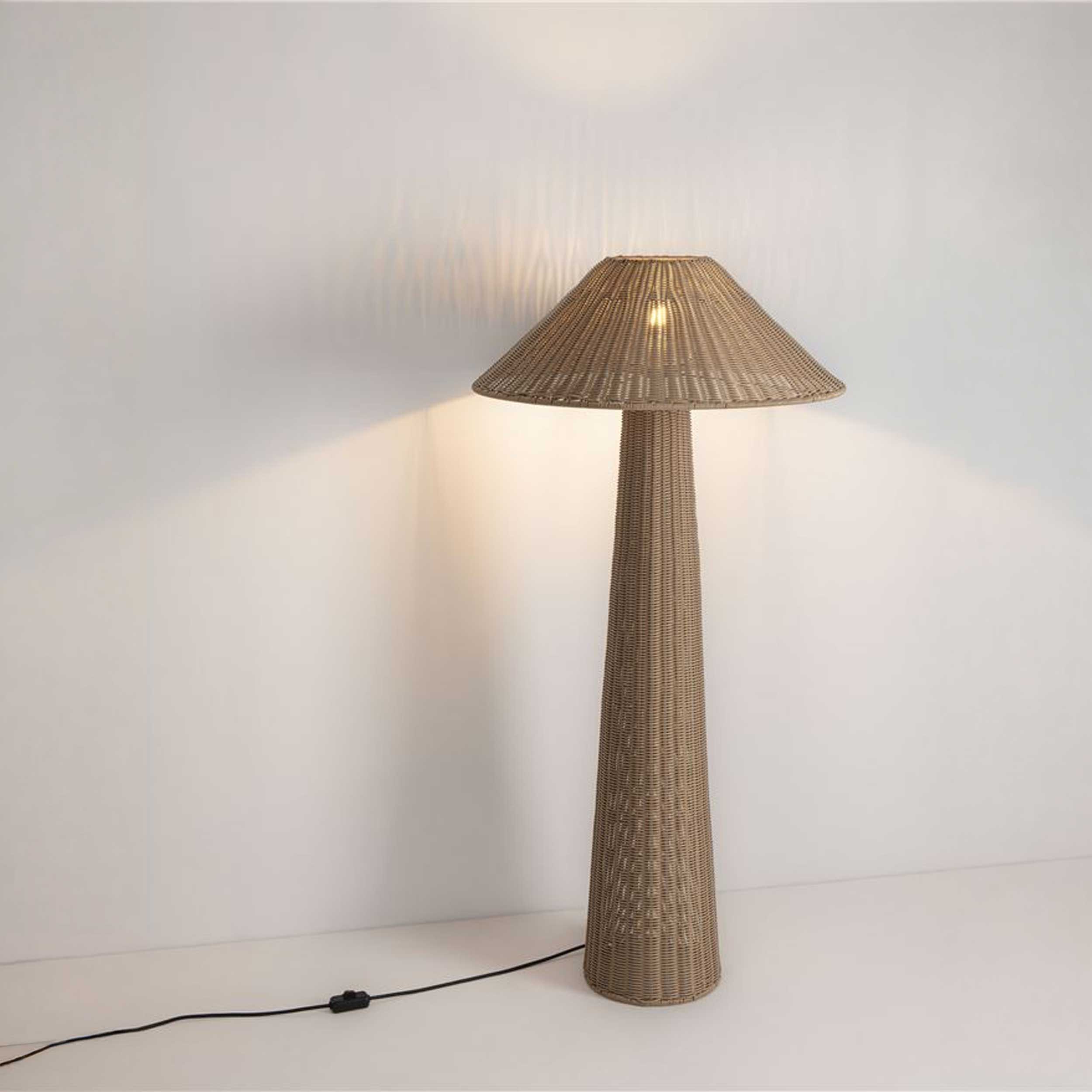 Nova Luce Plom E27 stoječa svetilka